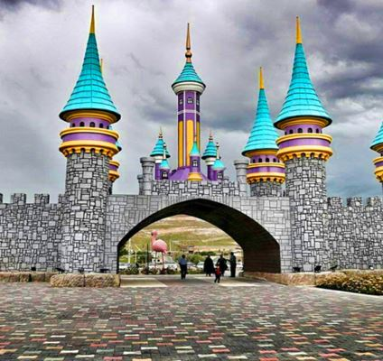 Деревня Чичест- иранский диснейленд в провинции Урмия